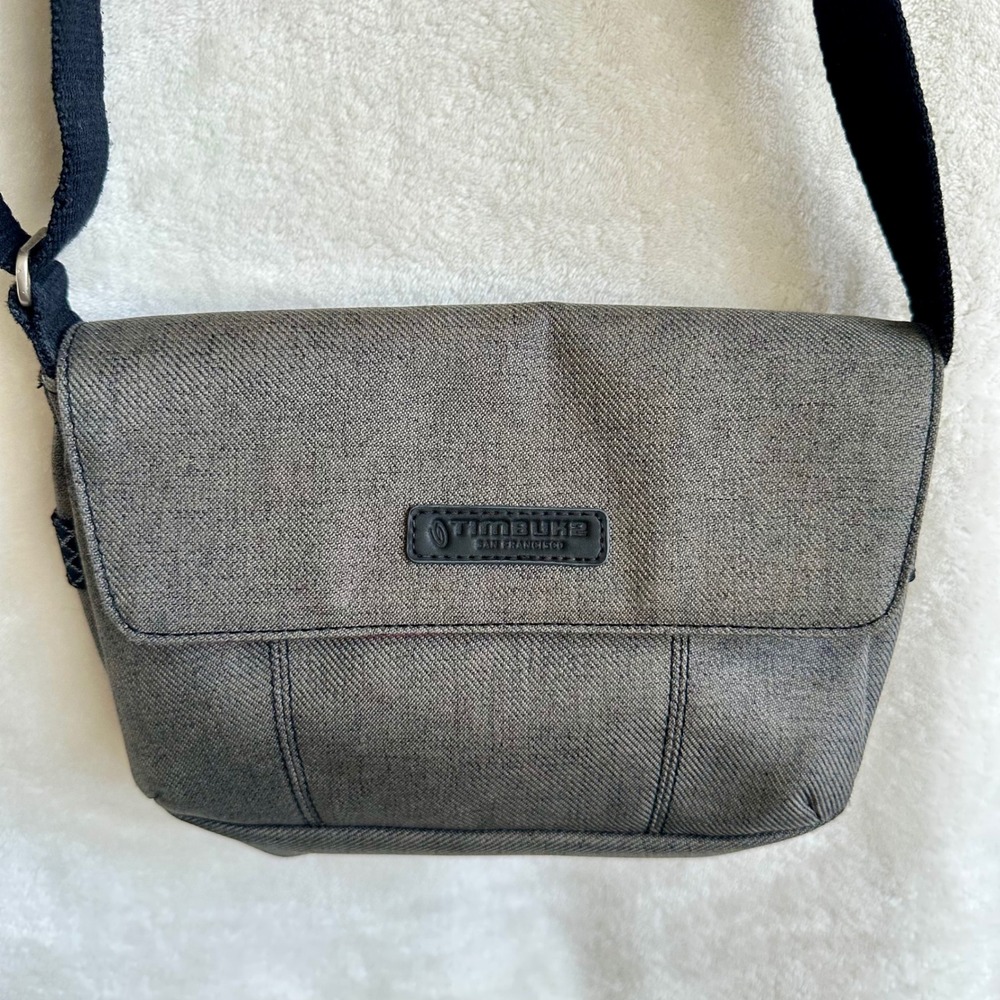 Timbuk2 Gray Colby Commuter Heavy Canvas Crossbody Purse Adjustable Strap